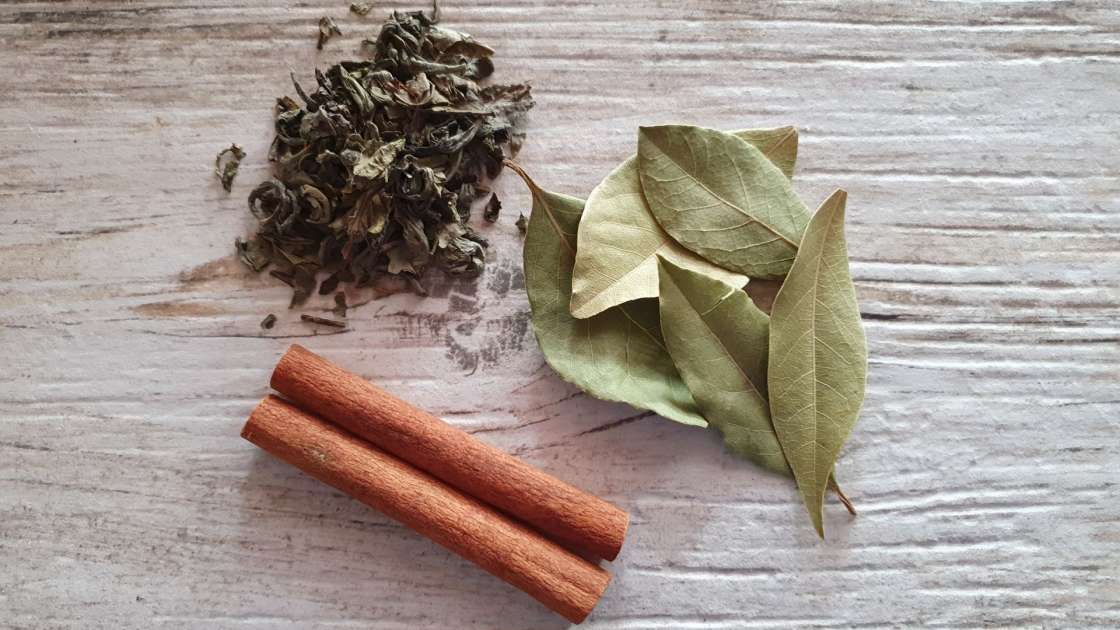 Agua con canela, laurel y té verde, foto 11