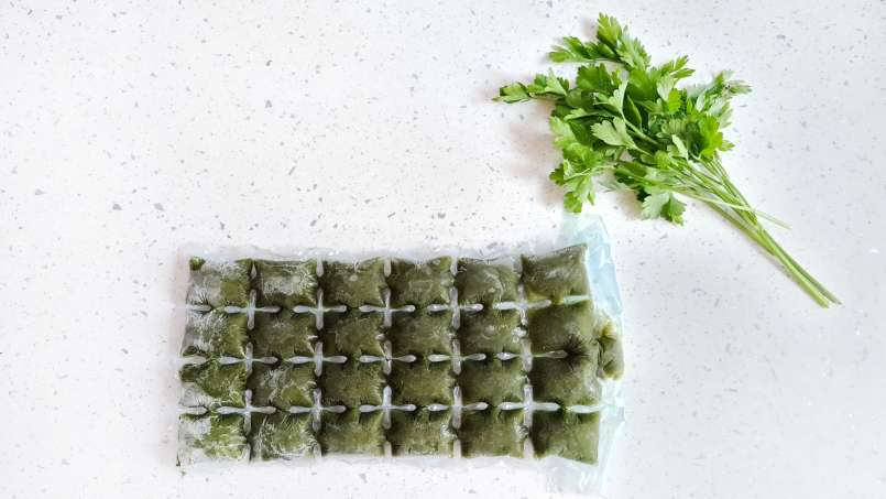 Zumo de perejil con lima en bolsas de hielo, foto 7