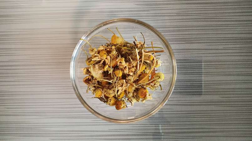 Remedio antimanchas con discos desmaquillantes impregnados en manzanilla y té verde, foto 4
