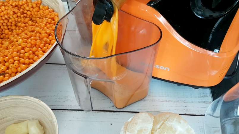 Zumo de espino amarillo sin azúcar con jengibre y limón, foto 5