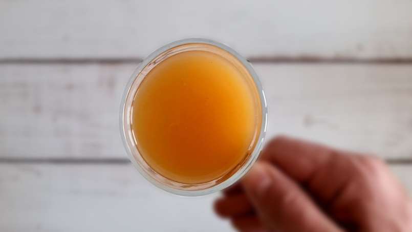 Zumo de jengibre con miel, limón, té verde, cúrcuma, canela y menta, foto 11