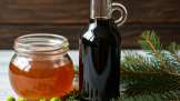 Jarabe de brotes de abeto con miel